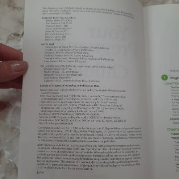 Your Pregnancy & Childbirth Month by Month Book American College of Obstetrician - Picture 5 of 13
